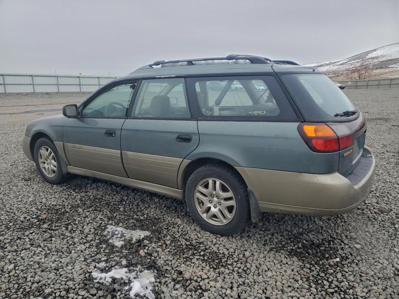 2002 SUBARU Legacy