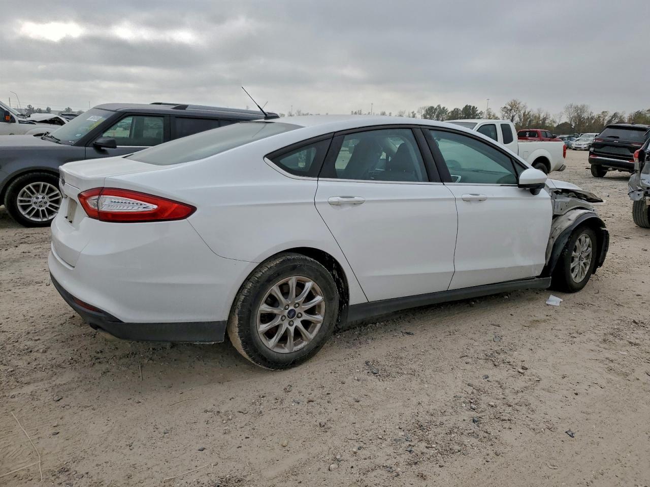 2016 FORD FUSION
