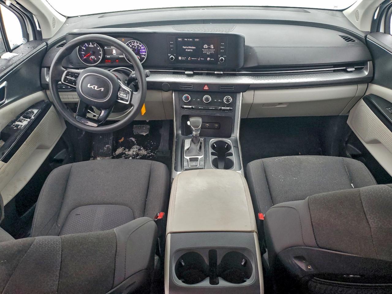 2023 KIA Carnival