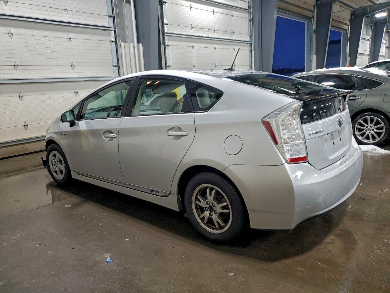 2010 TOYOTA PRIUS