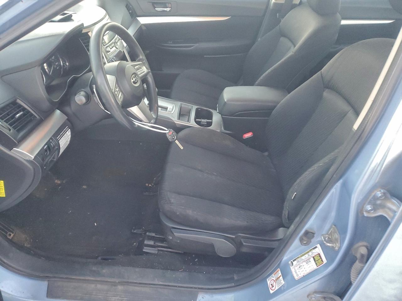 2010 SUBARU Legacy