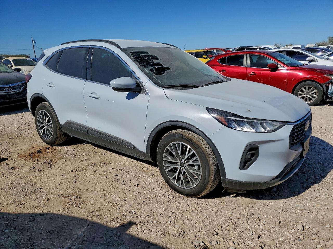2025 FORD ESCAPE