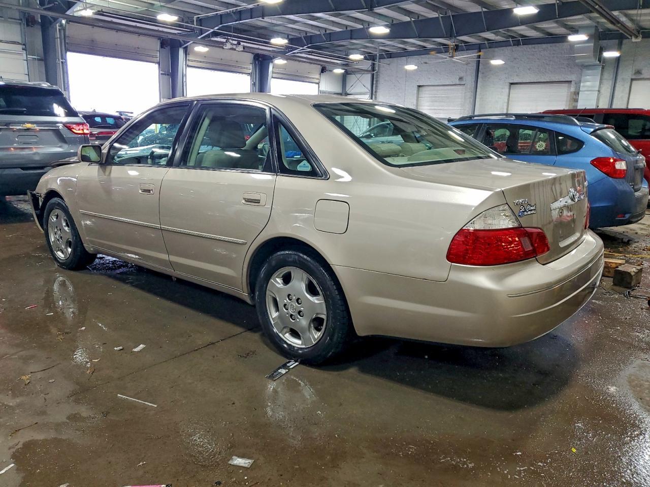 2004 TOYOTA Avalon