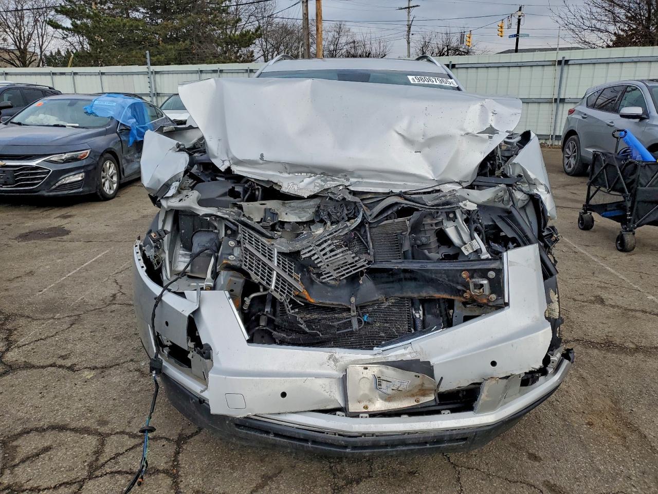 2010 CADILLAC SRX