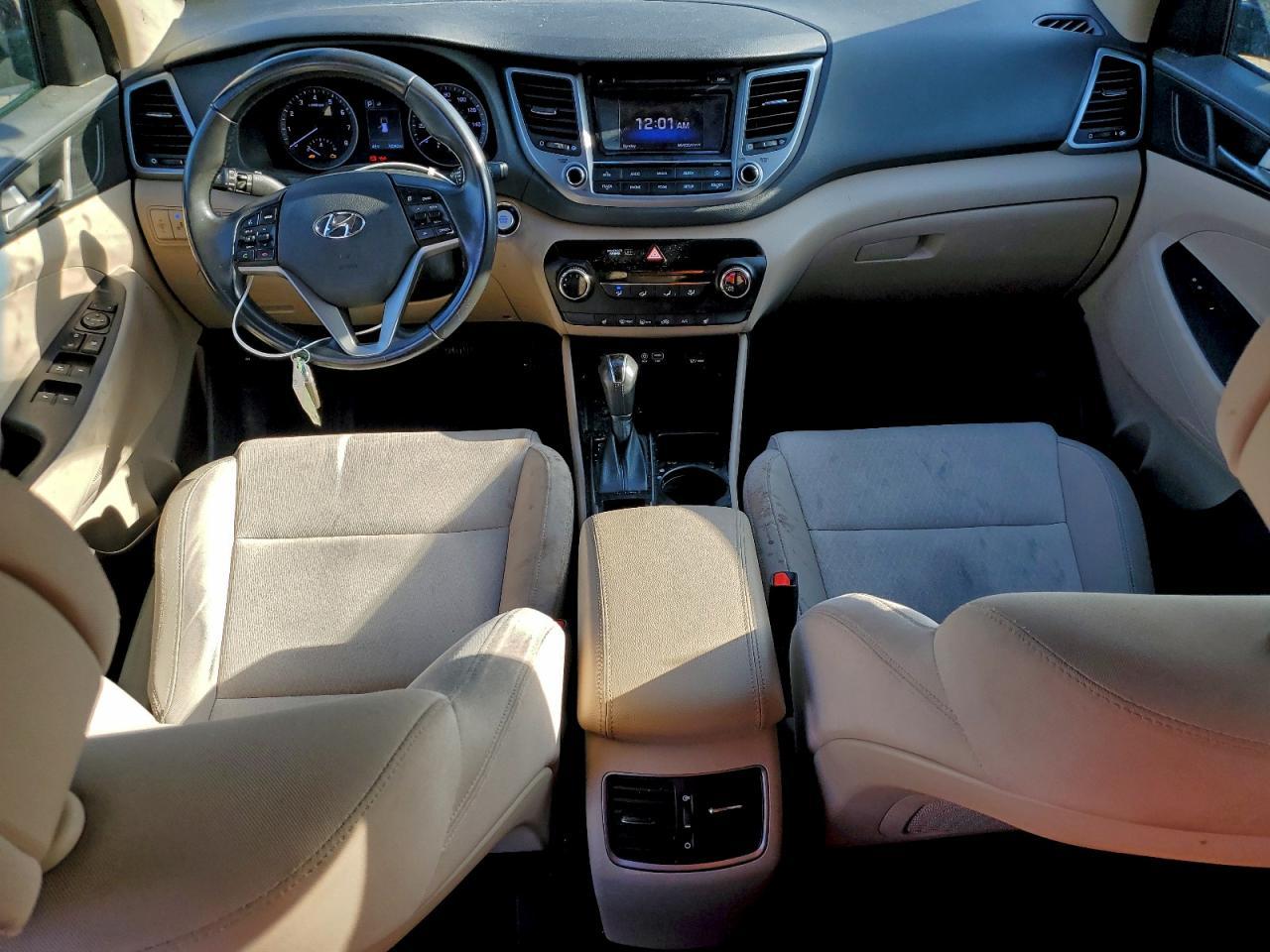 2017 HYUNDAI TUCSON