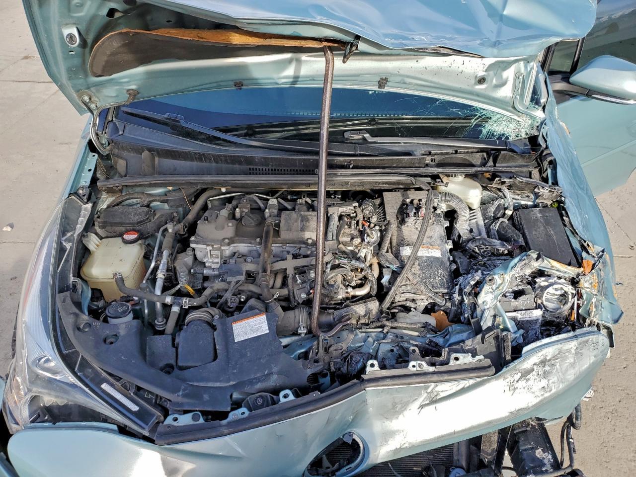 2016 TOYOTA PRIUS