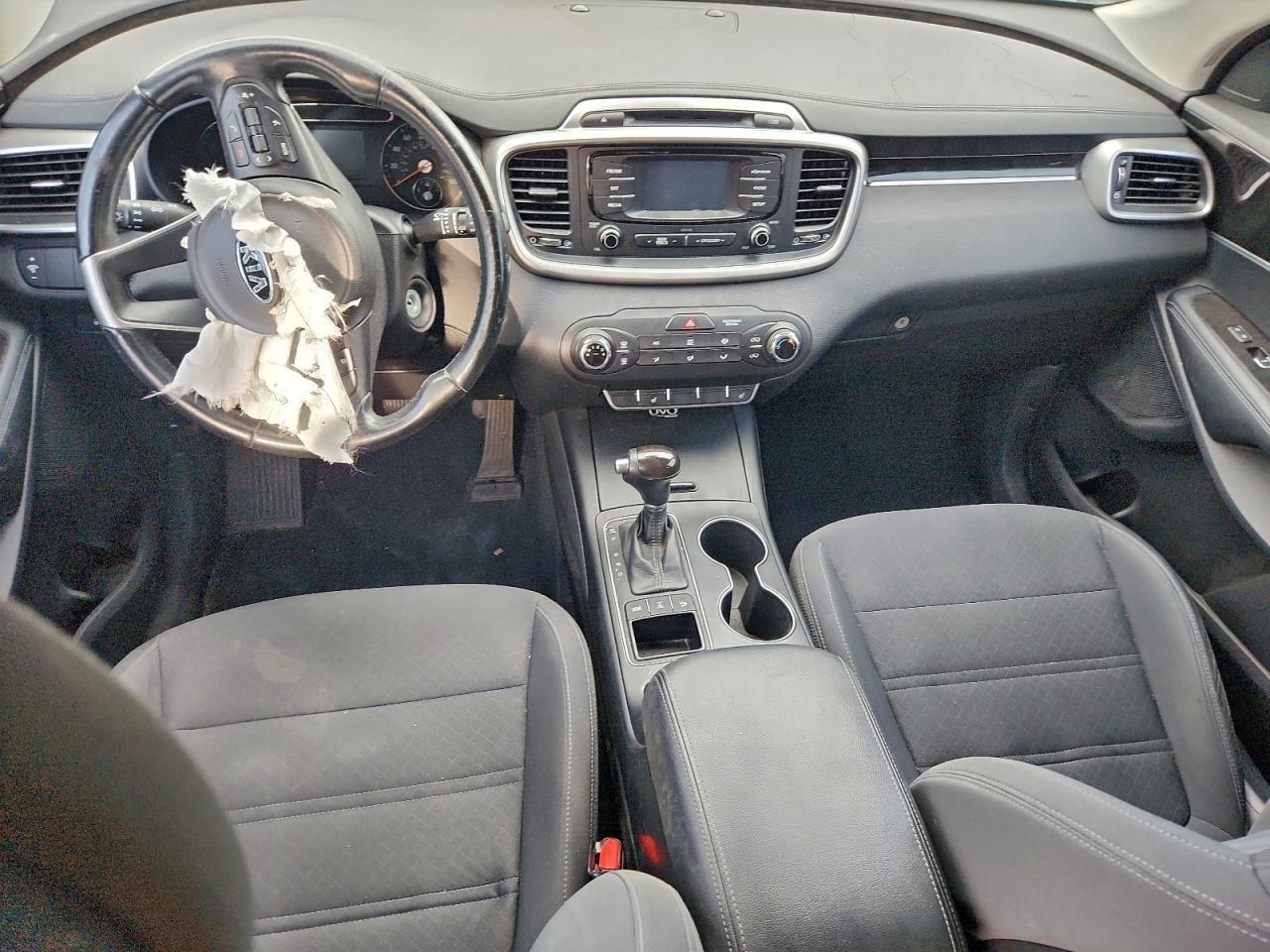 2016 KIA SORENTO
