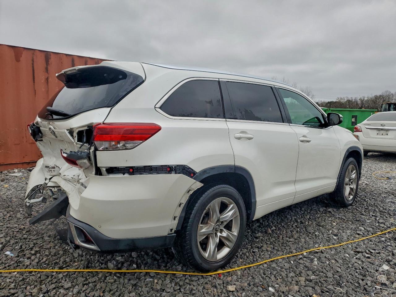 2018 TOYOTA HIGHLANDER