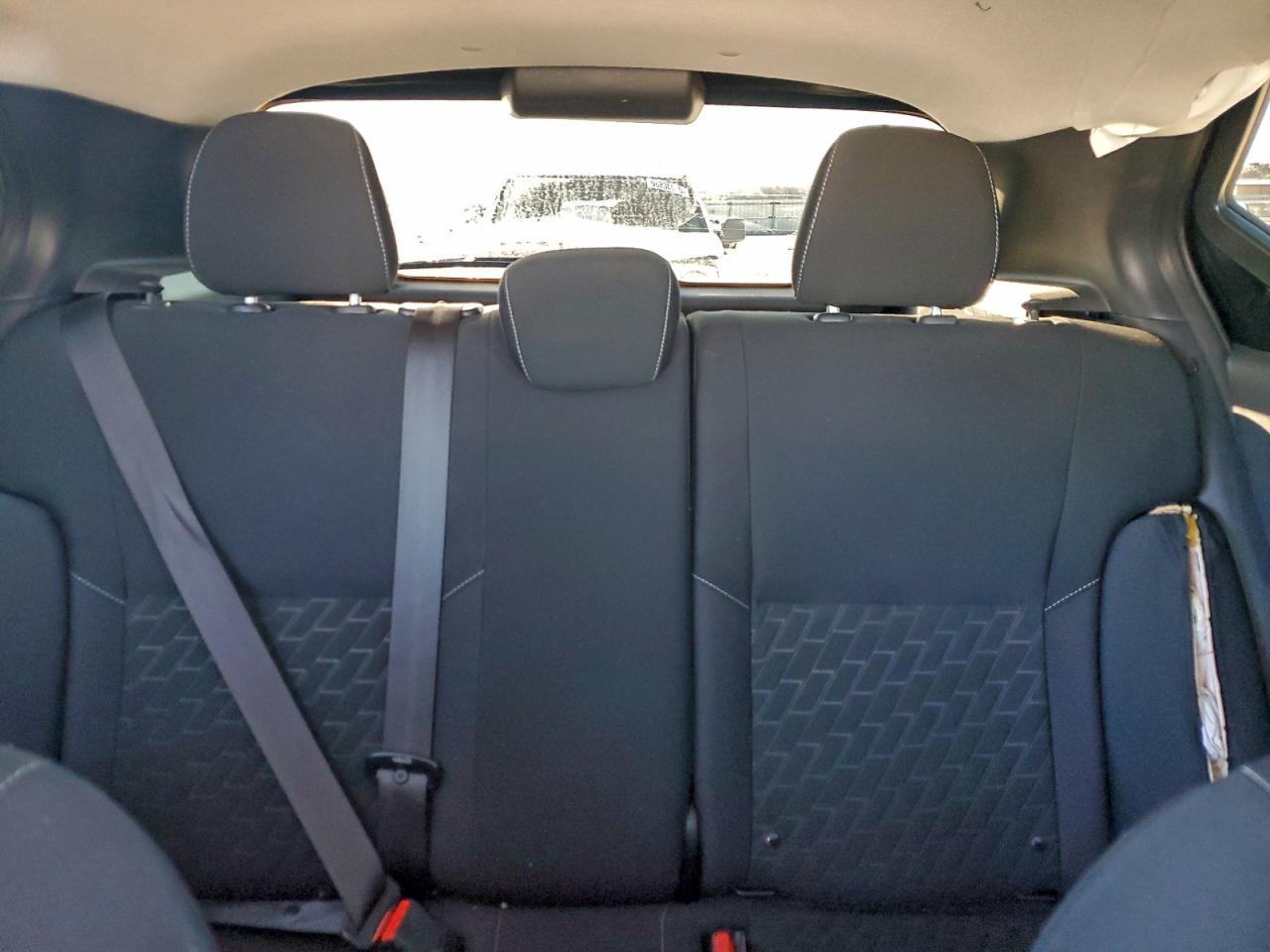 2021 NISSAN KICKS