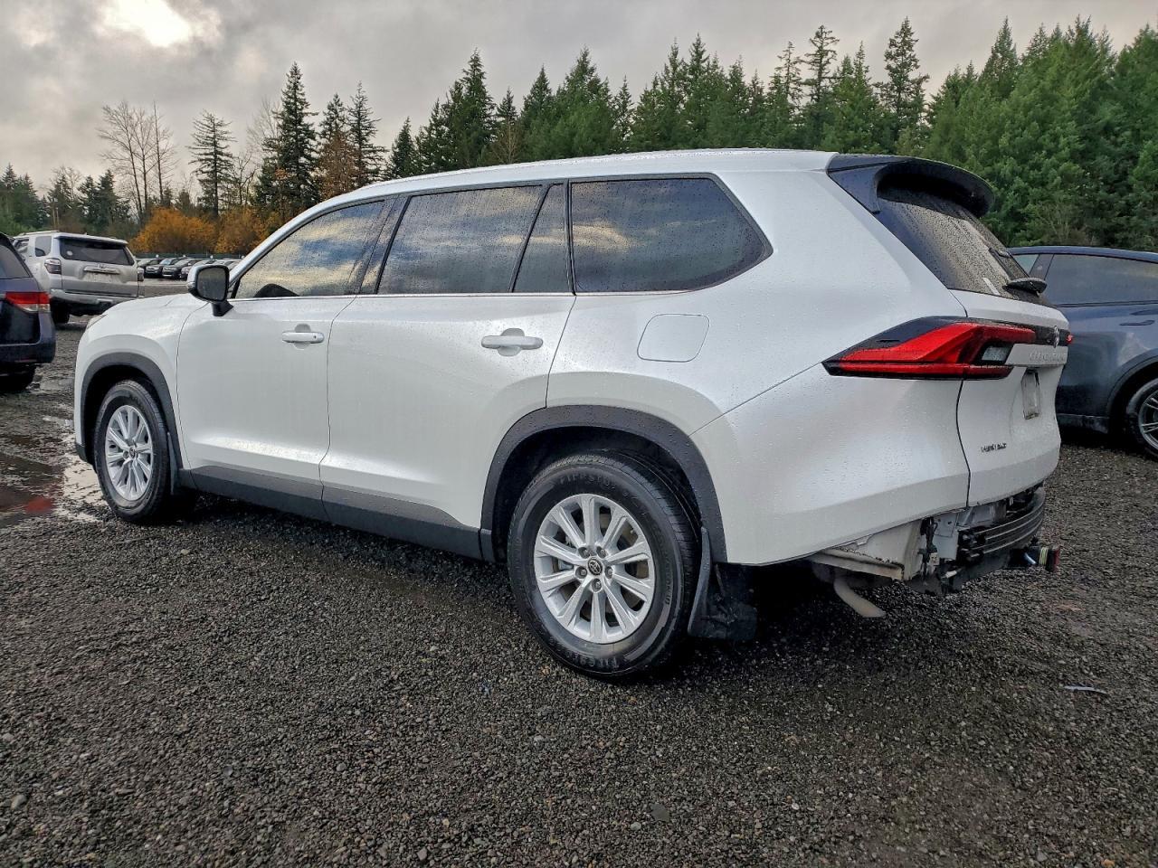 2024 TOYOTA HIGHLANDER