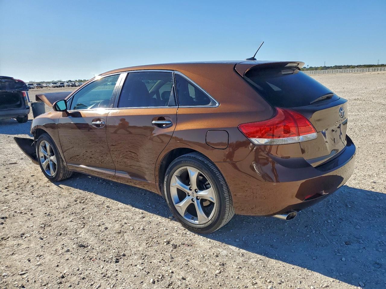 2011 TOYOTA VENZA