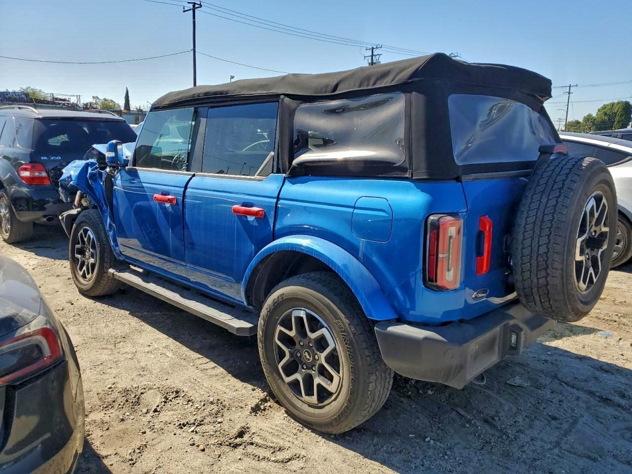 2022 FORD Bronco