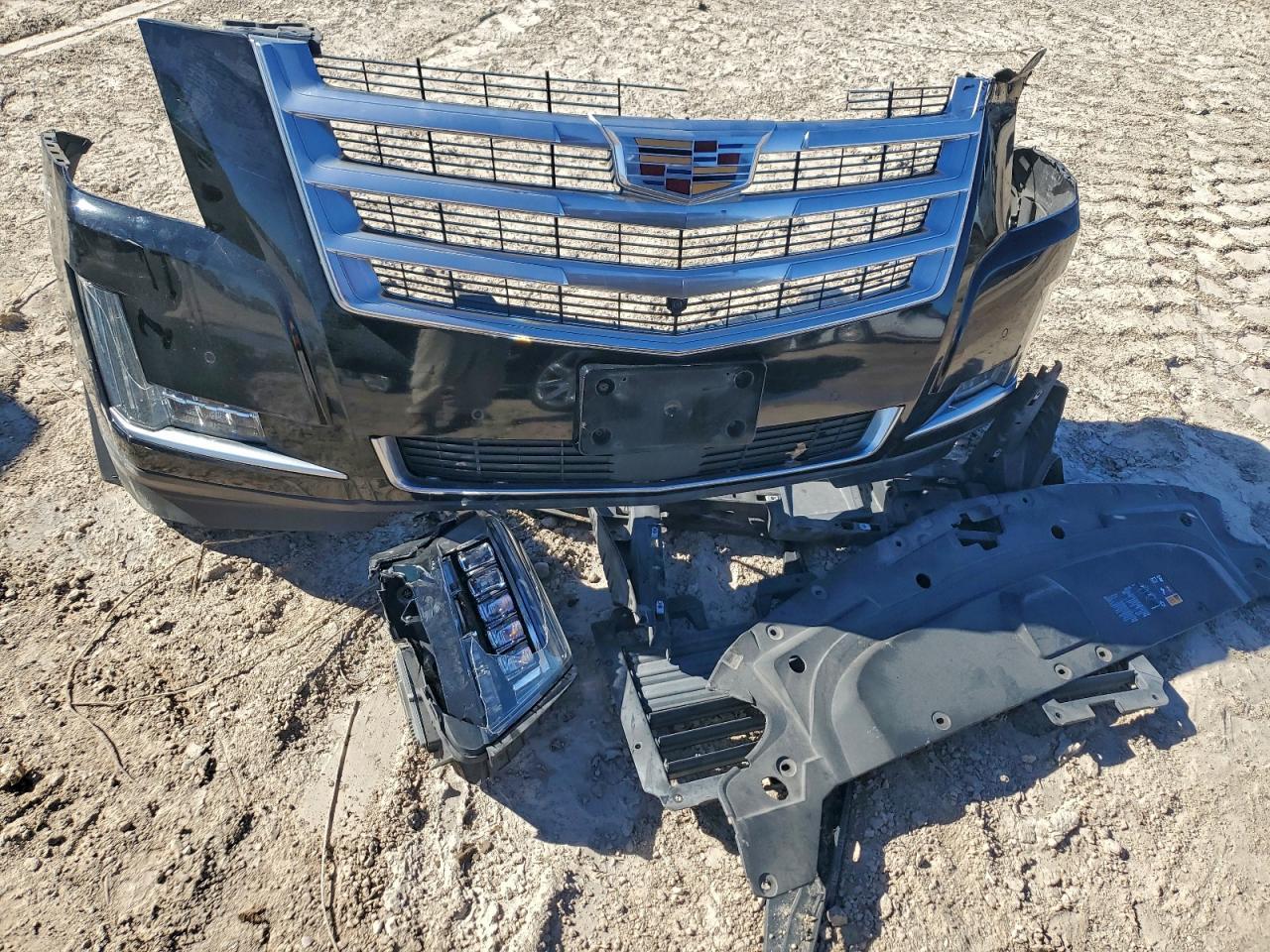 2015 CADILLAC ESCALADE