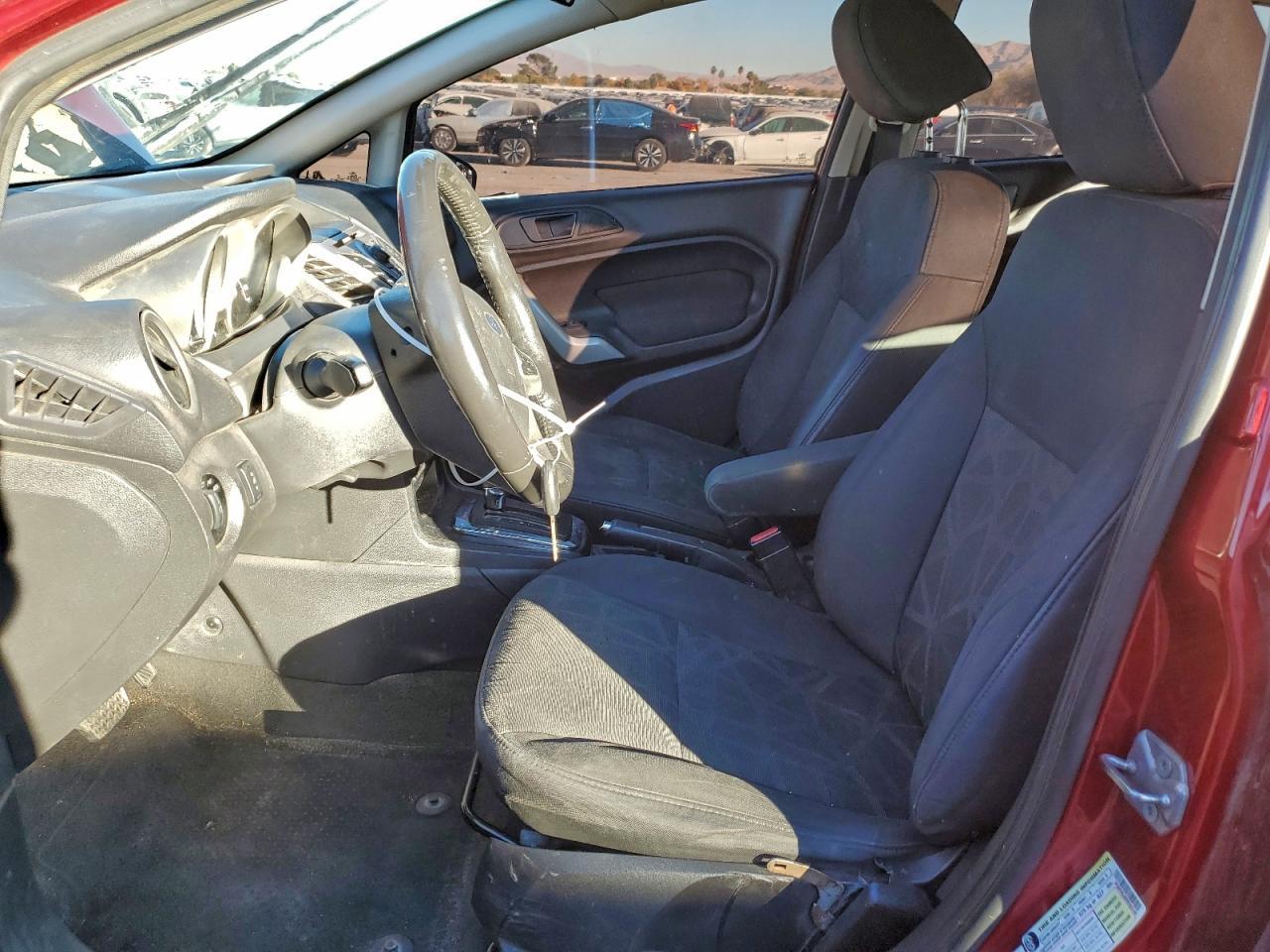 2013 FORD Fiesta