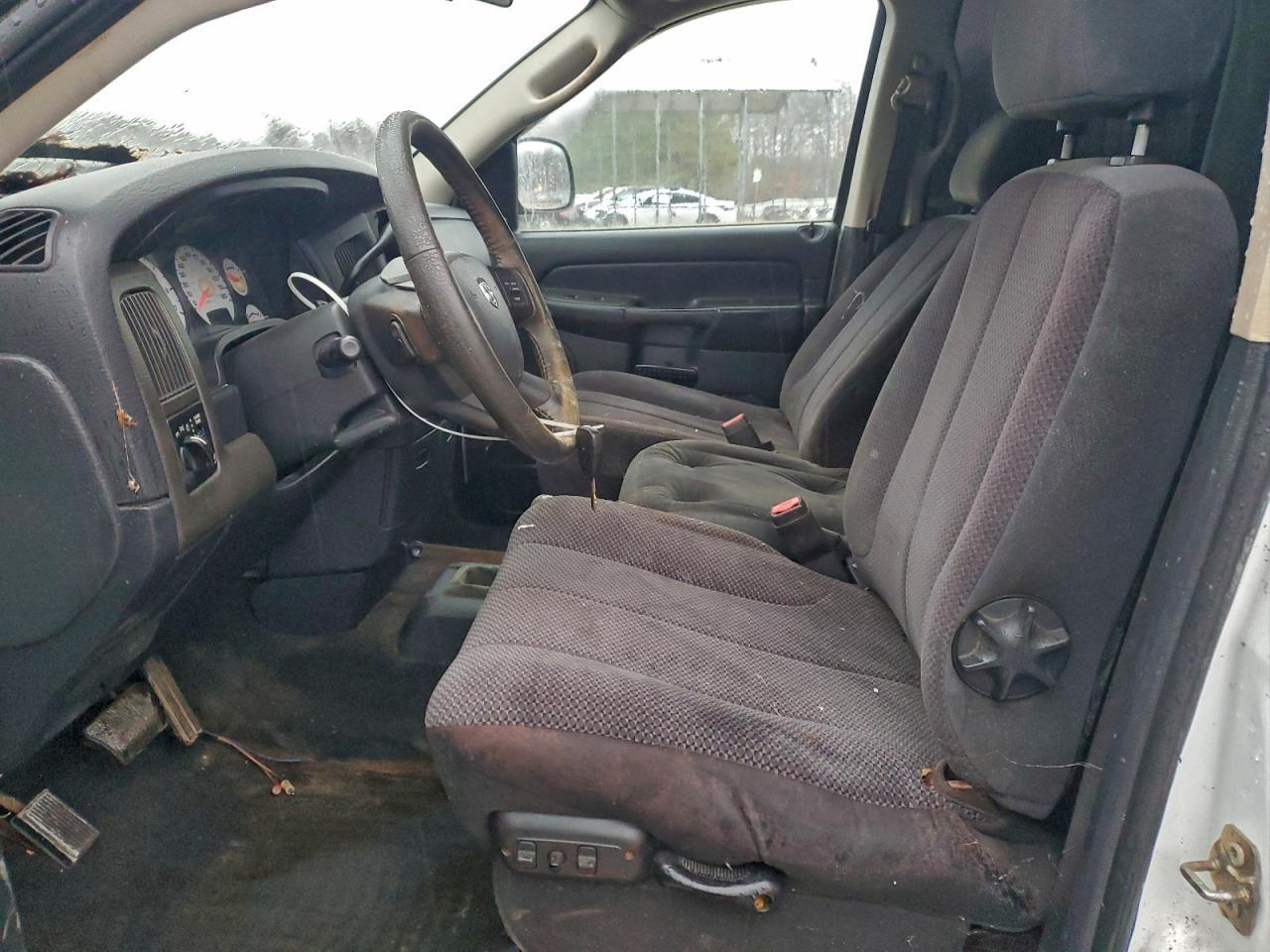 2004 DODGE RAM 1500