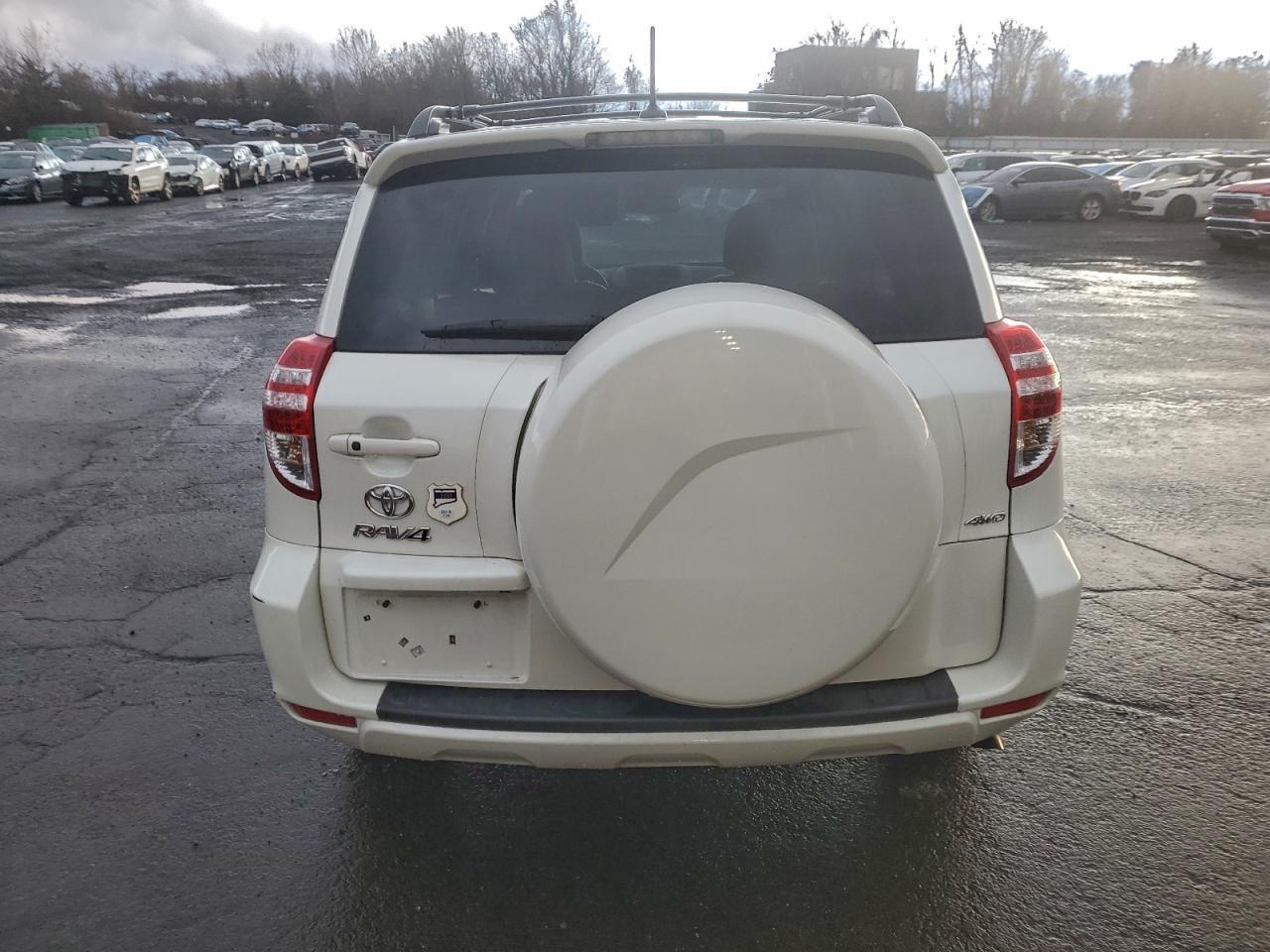 2012 TOYOTA RAV4