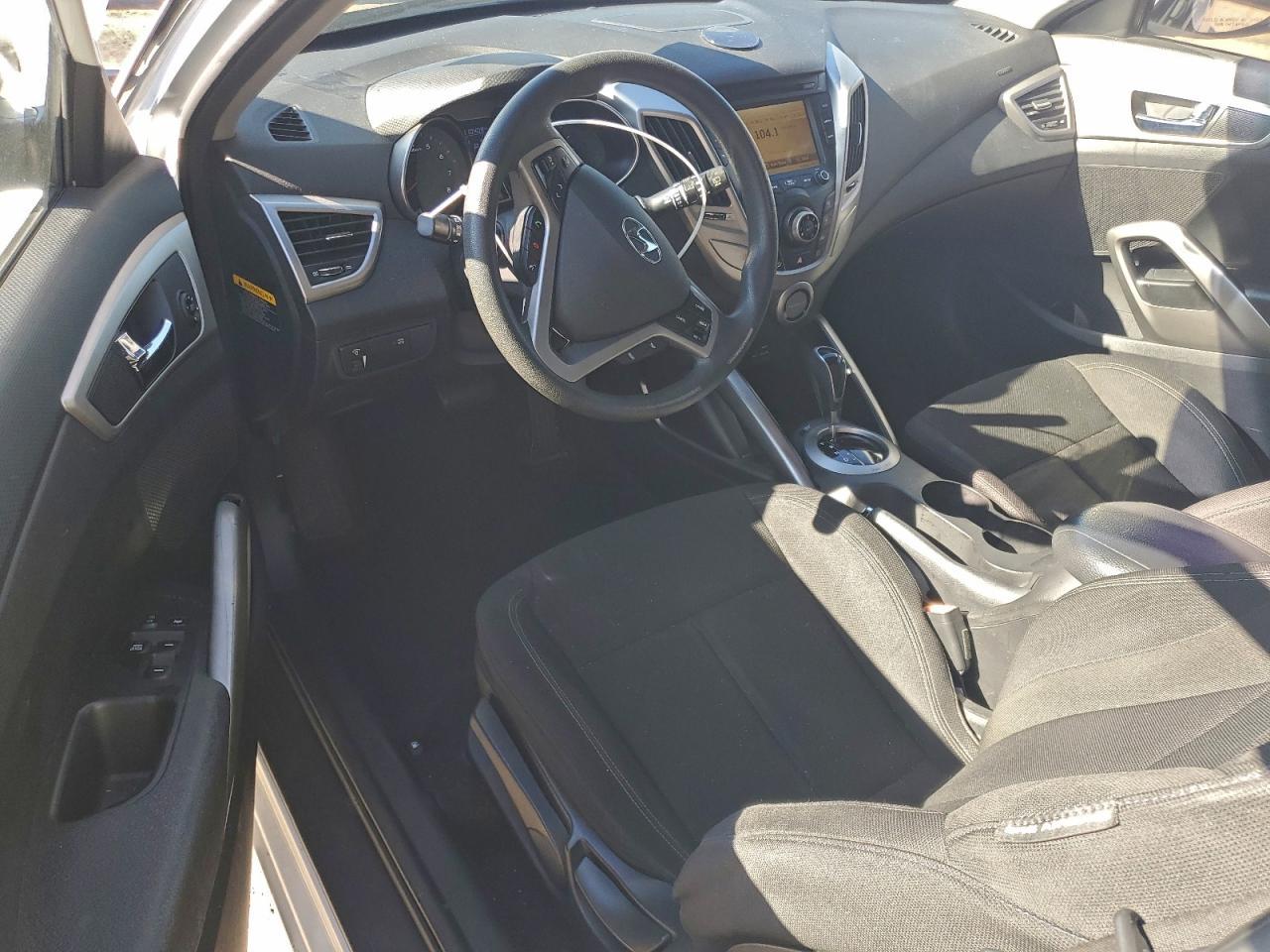 2015 HYUNDAI VELOSTER
