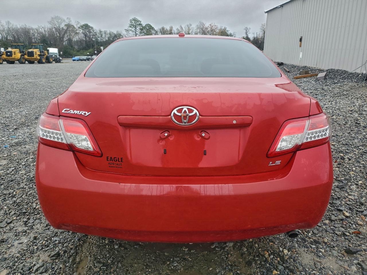 2011 TOYOTA CAMRY