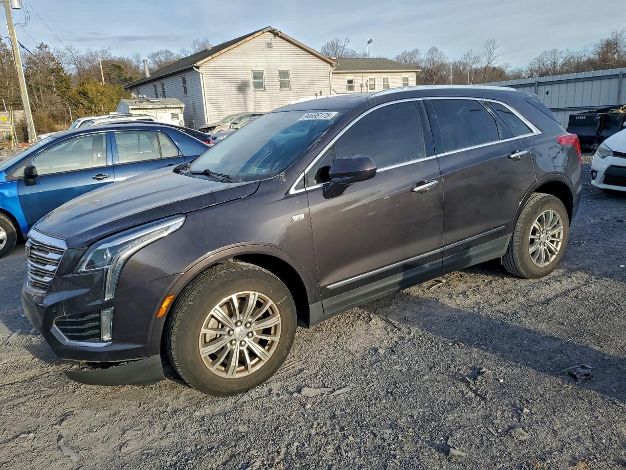 2017 CADILLAC XT5