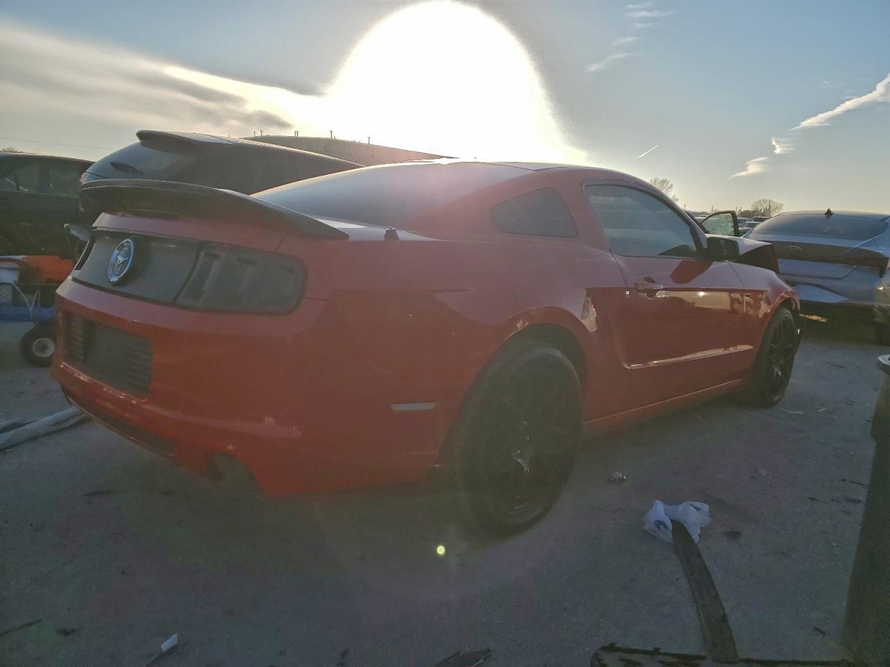 2013 FORD MUSTANG