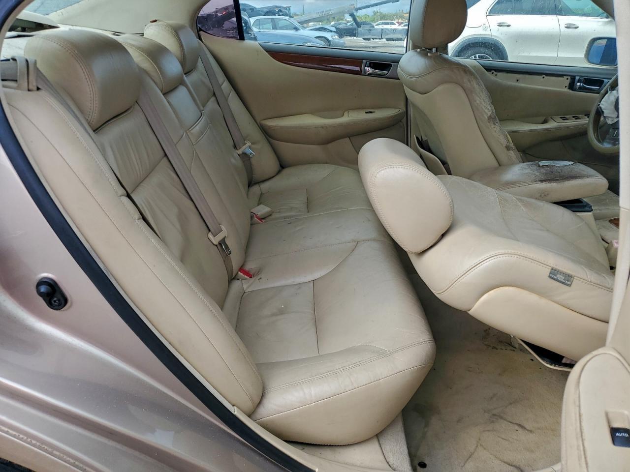 2005 LEXUS Es