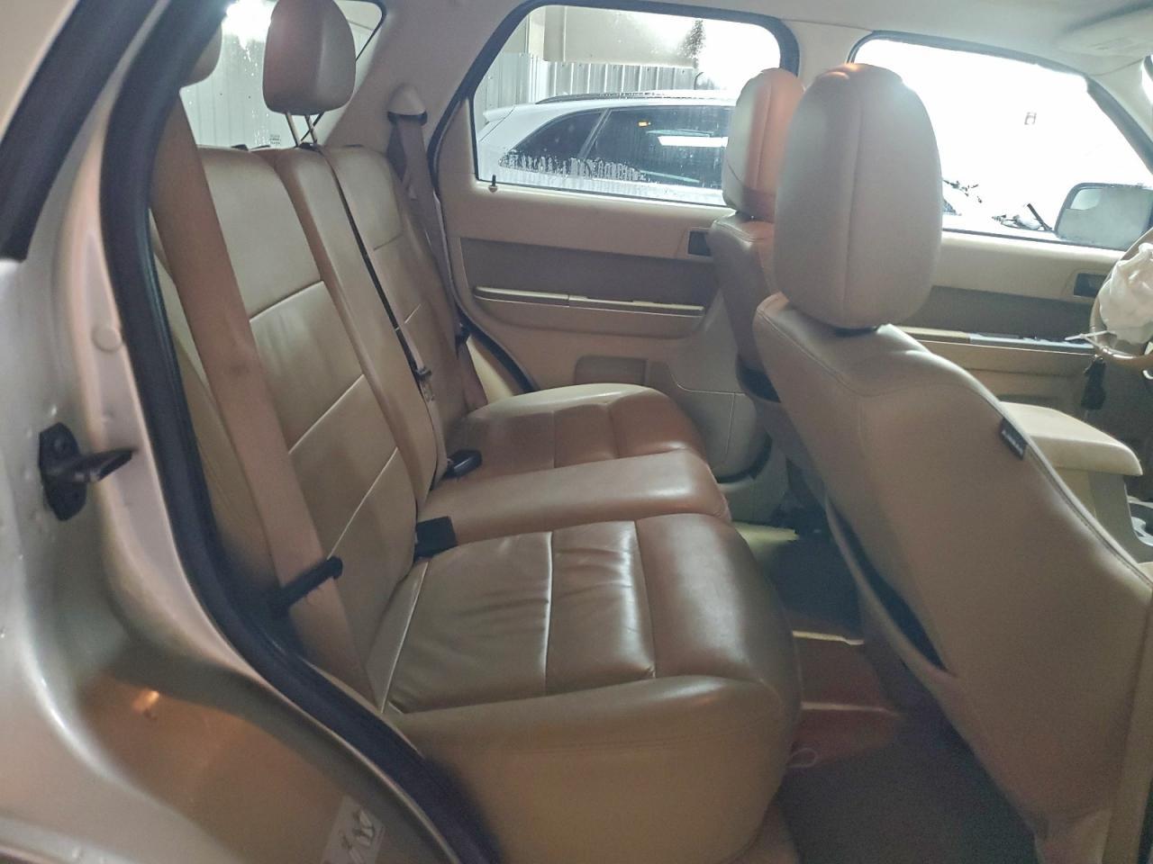 2010 FORD ESCAPE