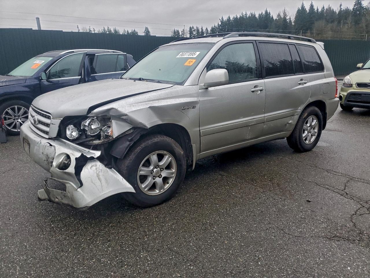 2001 TOYOTA HIGHLANDER