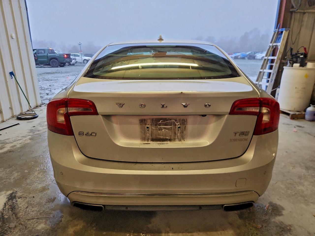 2016 VOLVO S60
