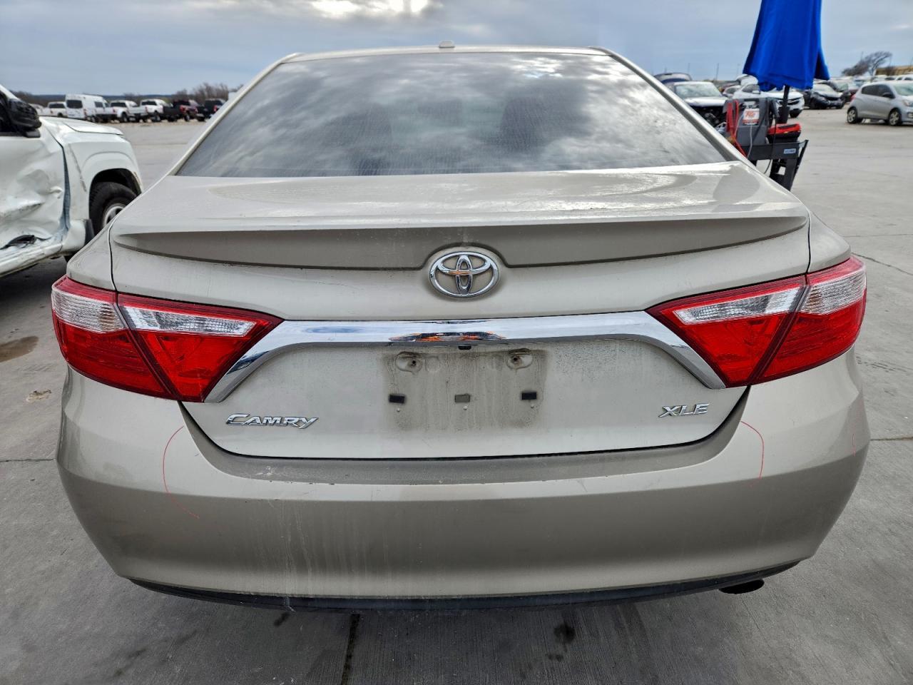 2017 TOYOTA CAMRY