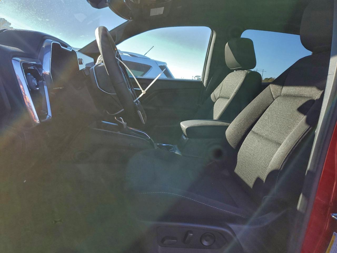 2024 GMC CANYON