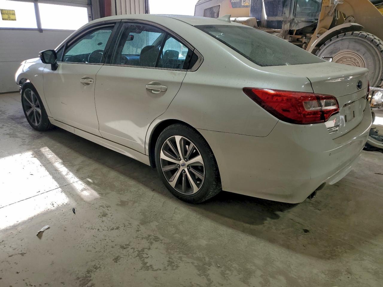 2017 SUBARU Legacy