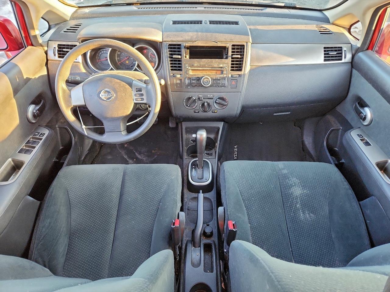 2011 NISSAN VERSA
