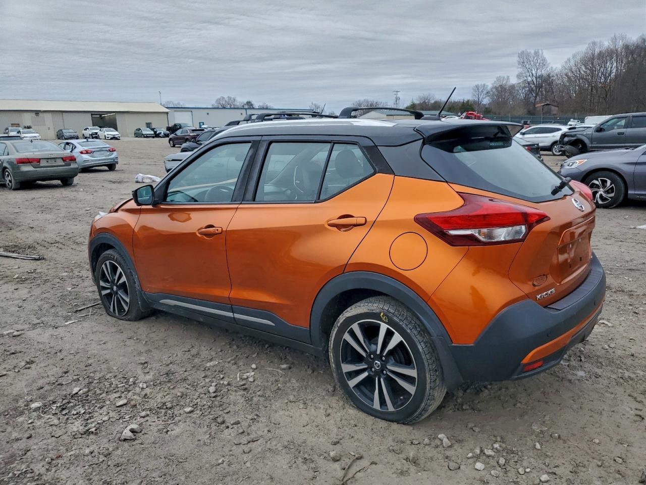 2018 NISSAN KICKS