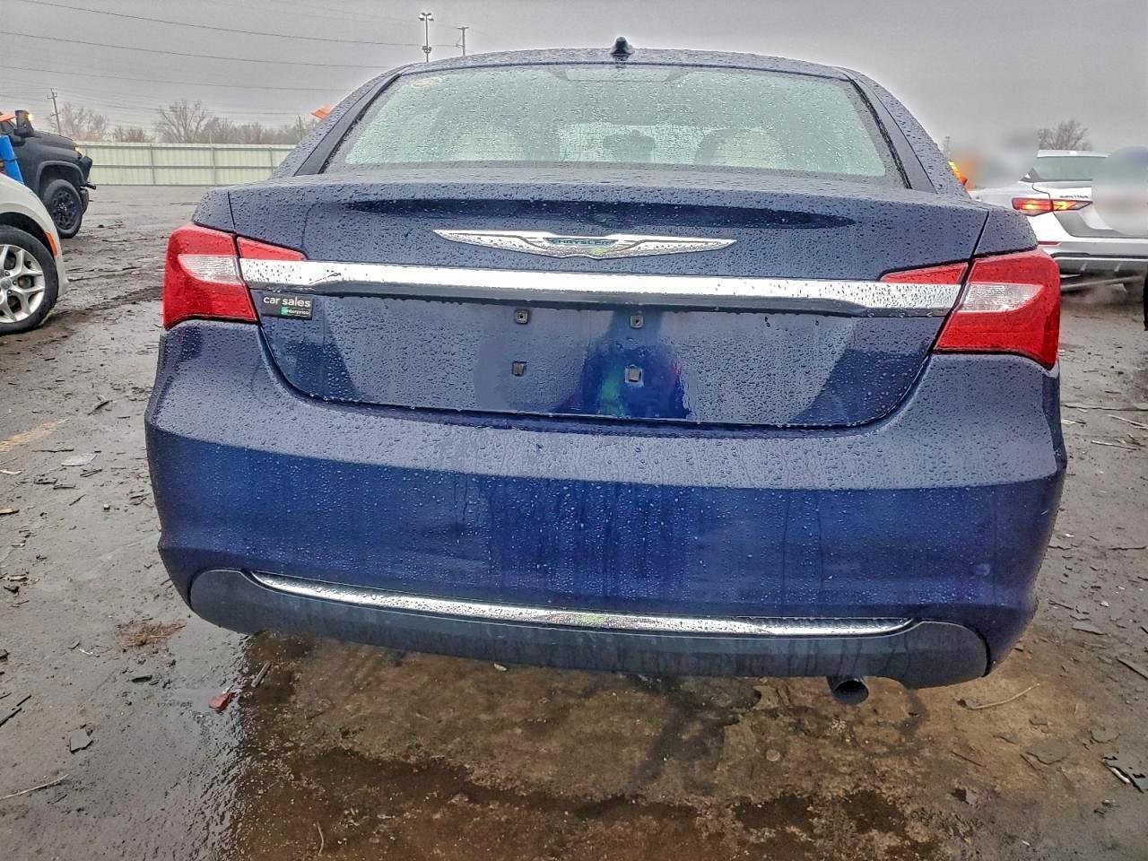 2013 CHRYSLER 200