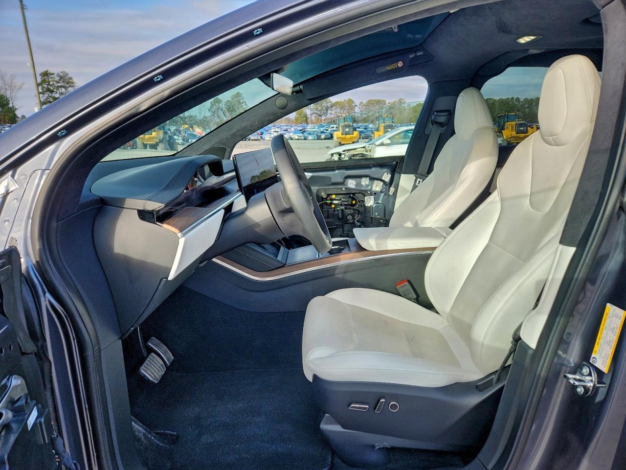 2023 TESLA MODEL X