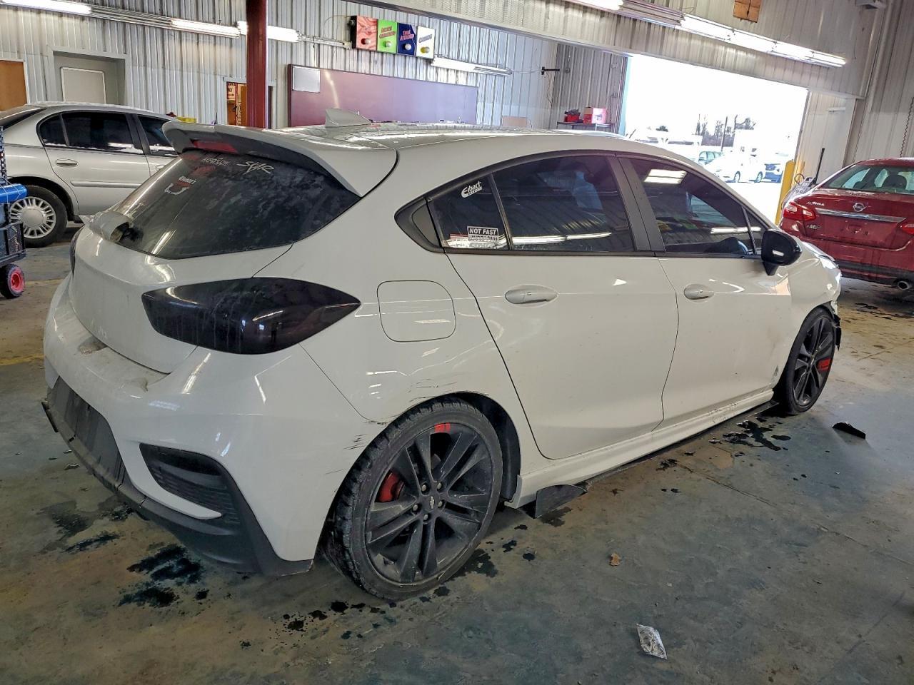 2018 CHEVROLET CRUZE