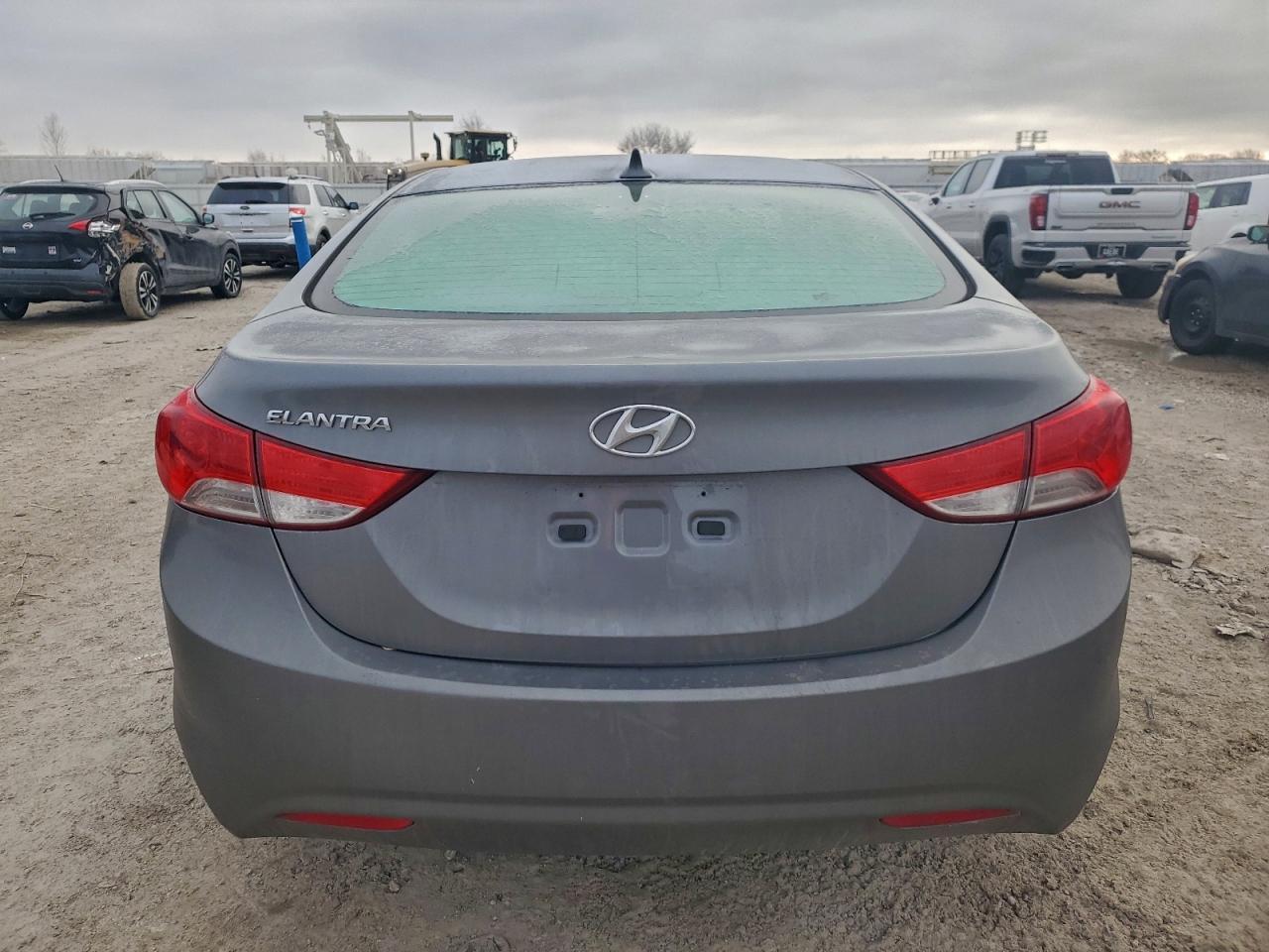 2012 HYUNDAI ELANTRA