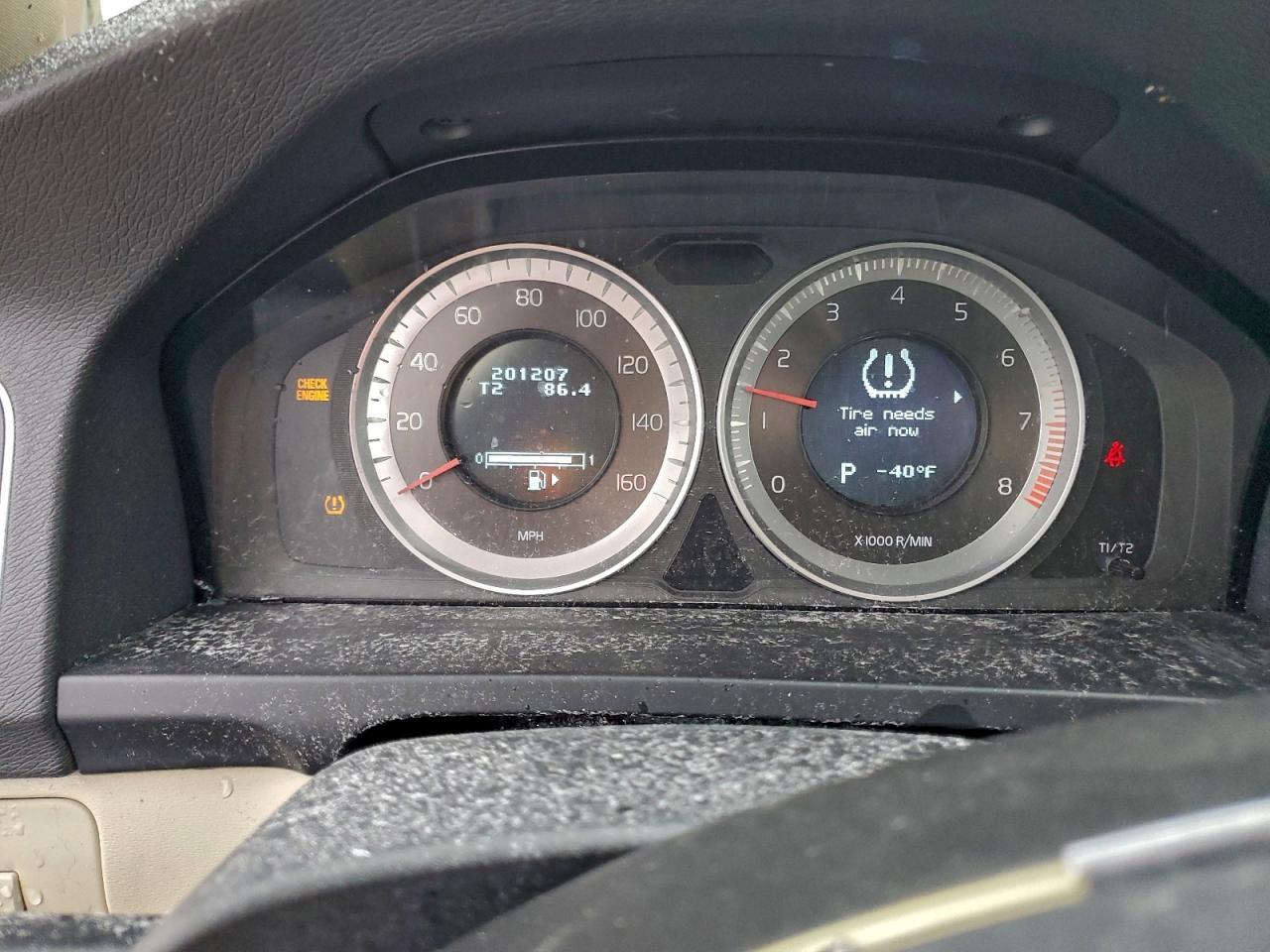2013 VOLVO S60