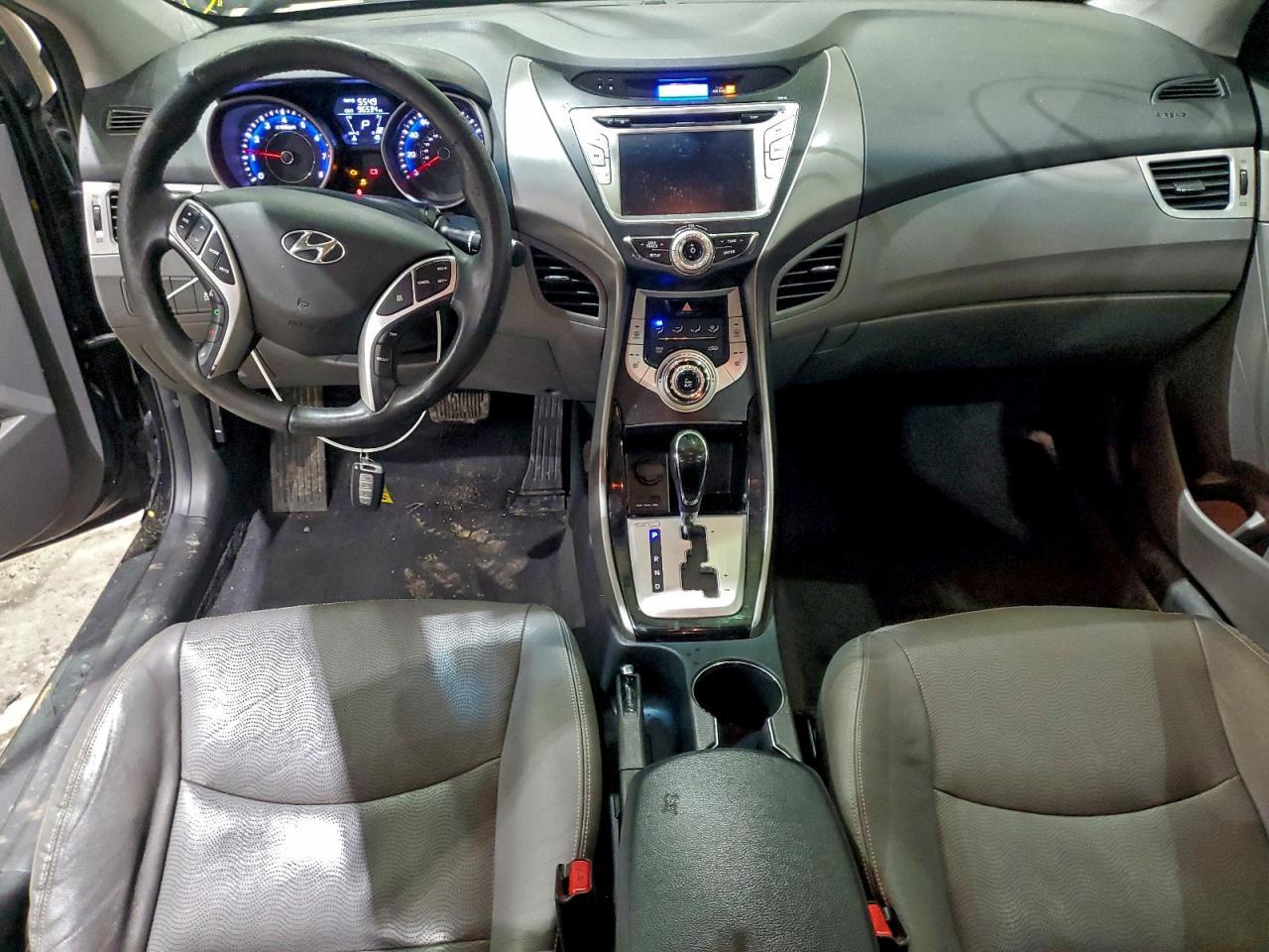 2012 HYUNDAI ELANTRA
