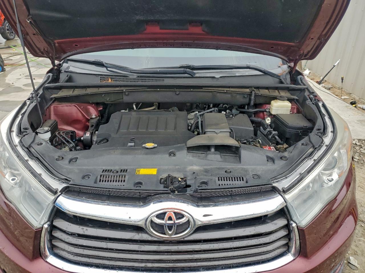 2015 TOYOTA HIGHLANDER