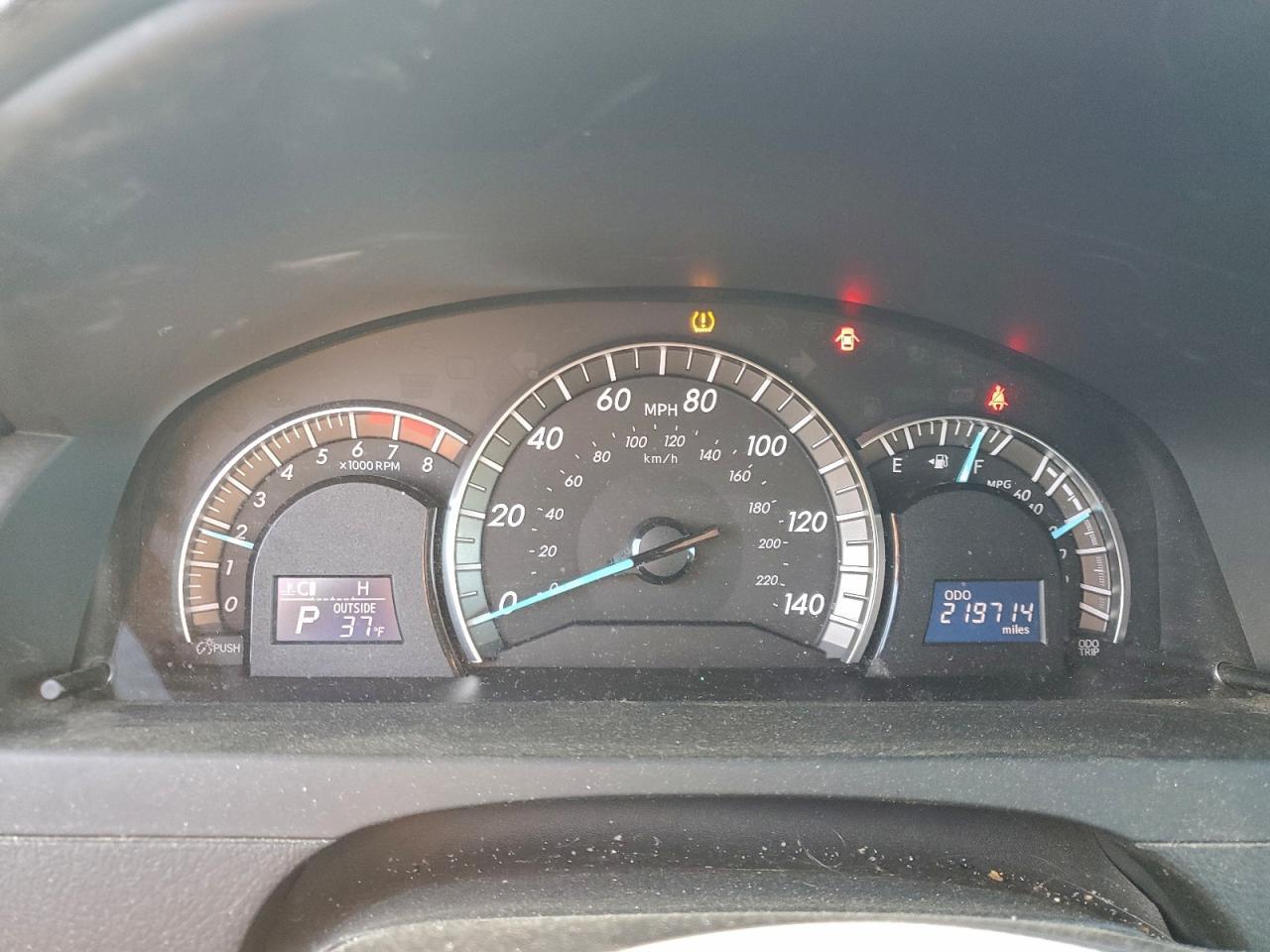 2012 TOYOTA CAMRY