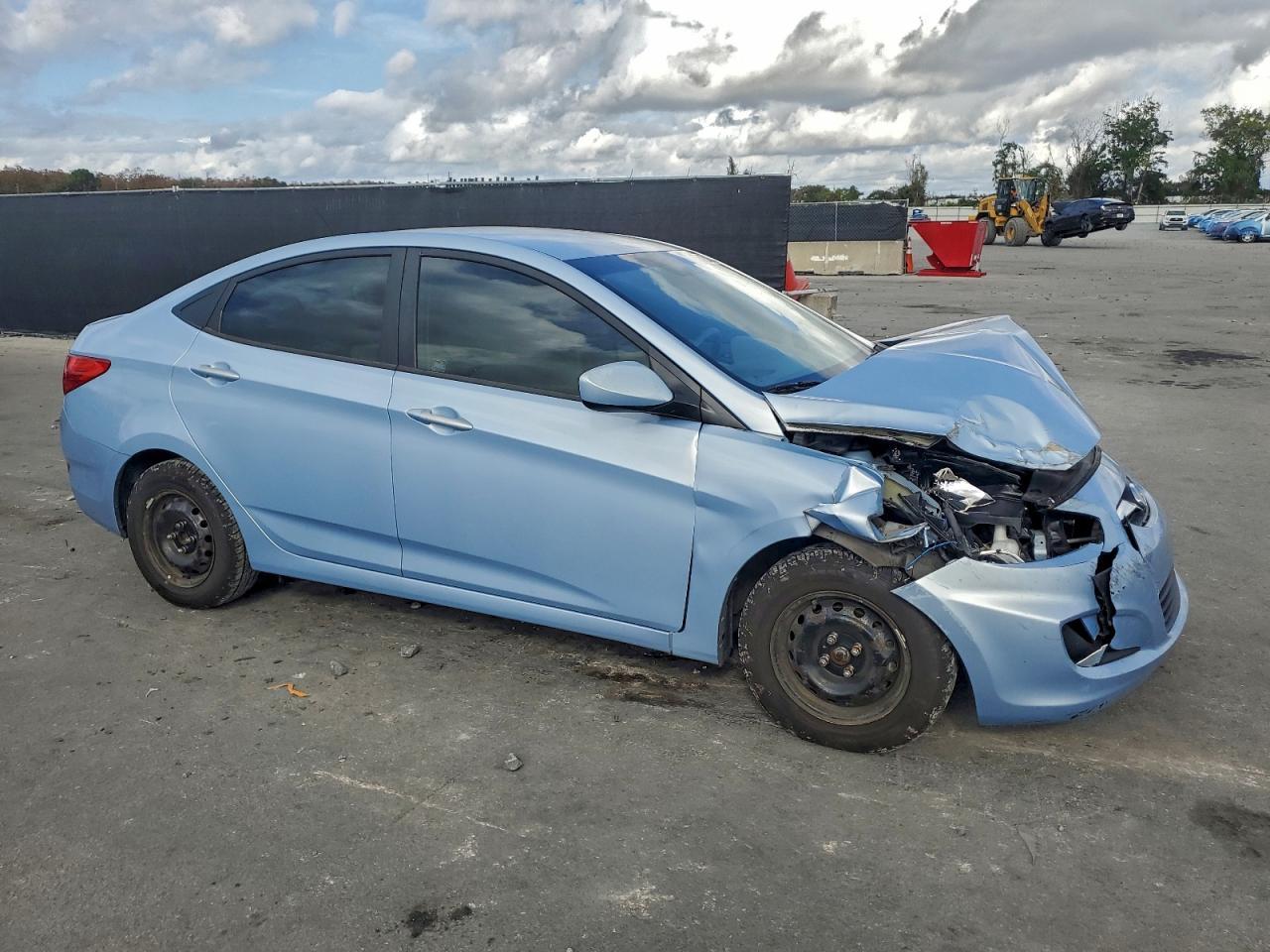 2013 HYUNDAI ACCENT