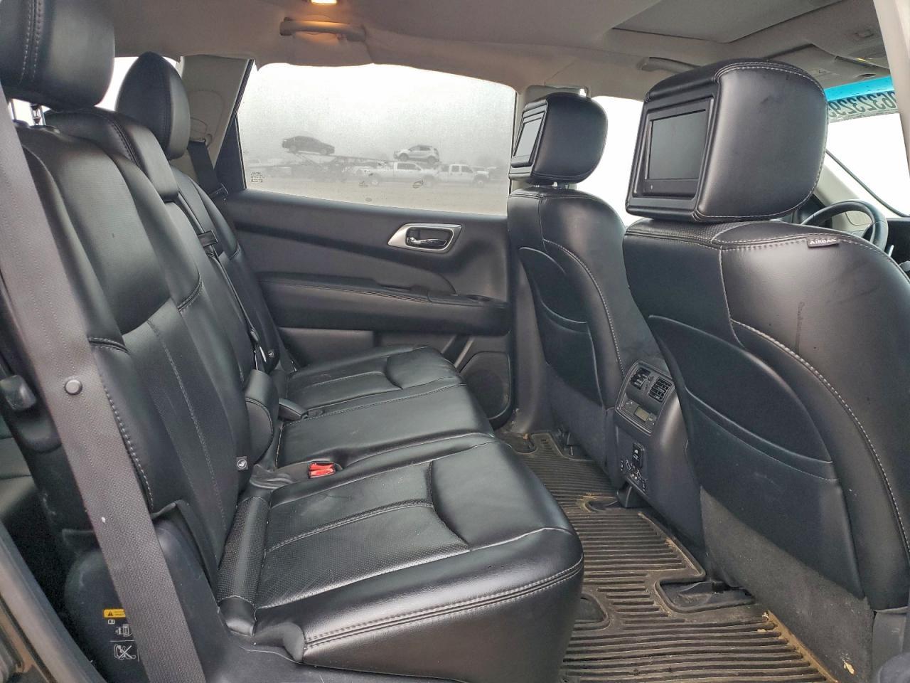 2015 NISSAN PATHFINDER