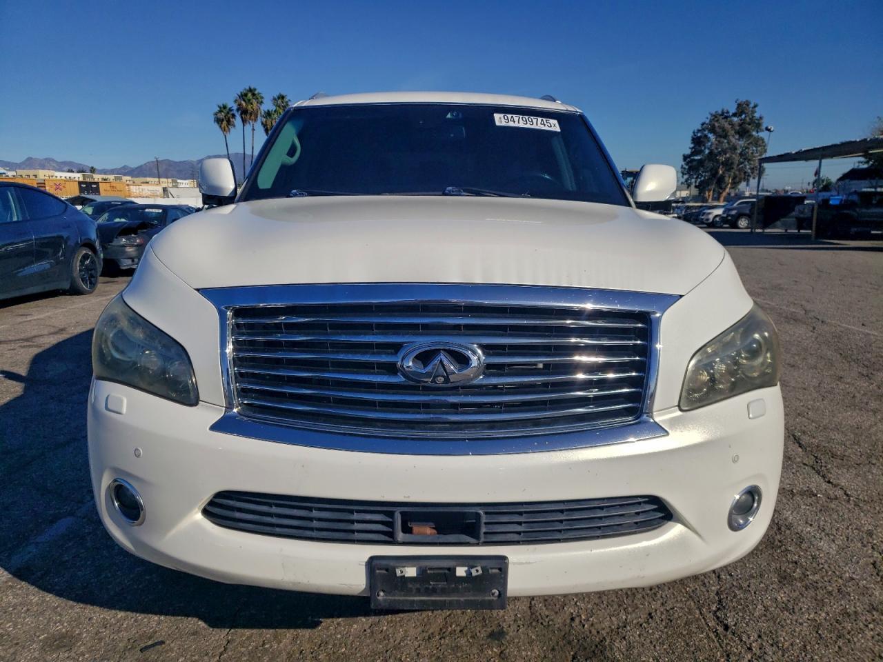 2012 INFINITI QX56
