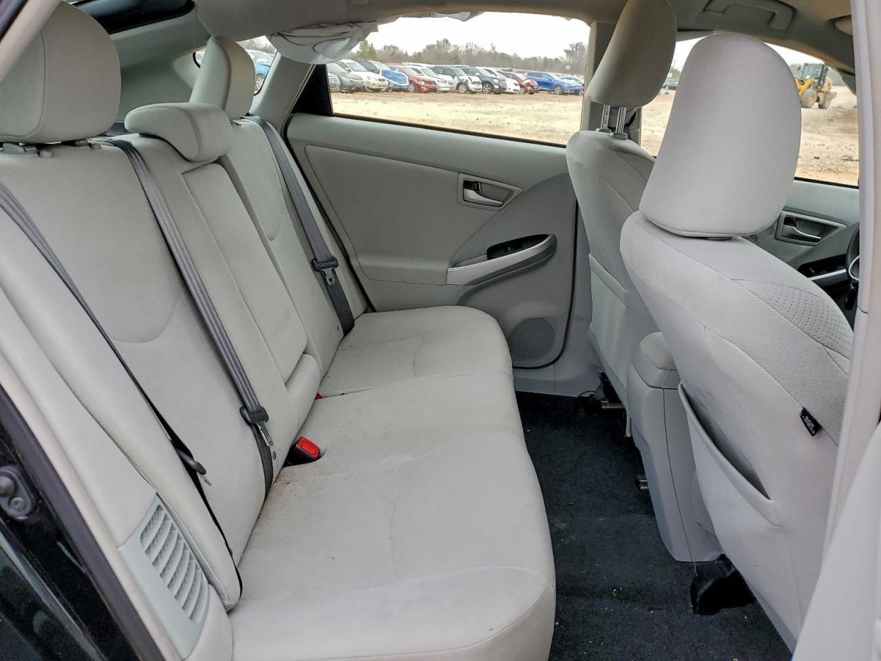 2015 TOYOTA PRIUS