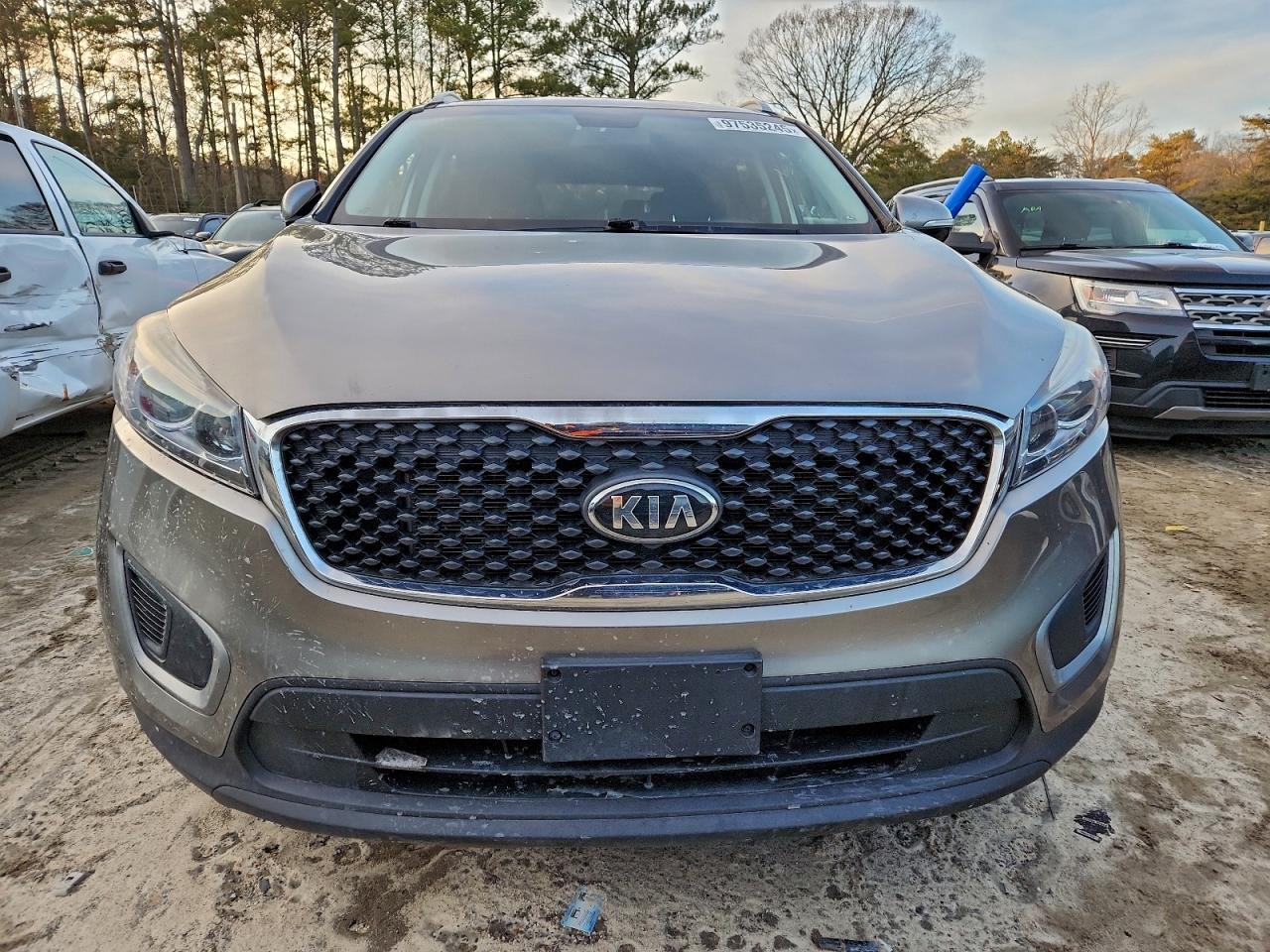 2016 KIA SORENTO
