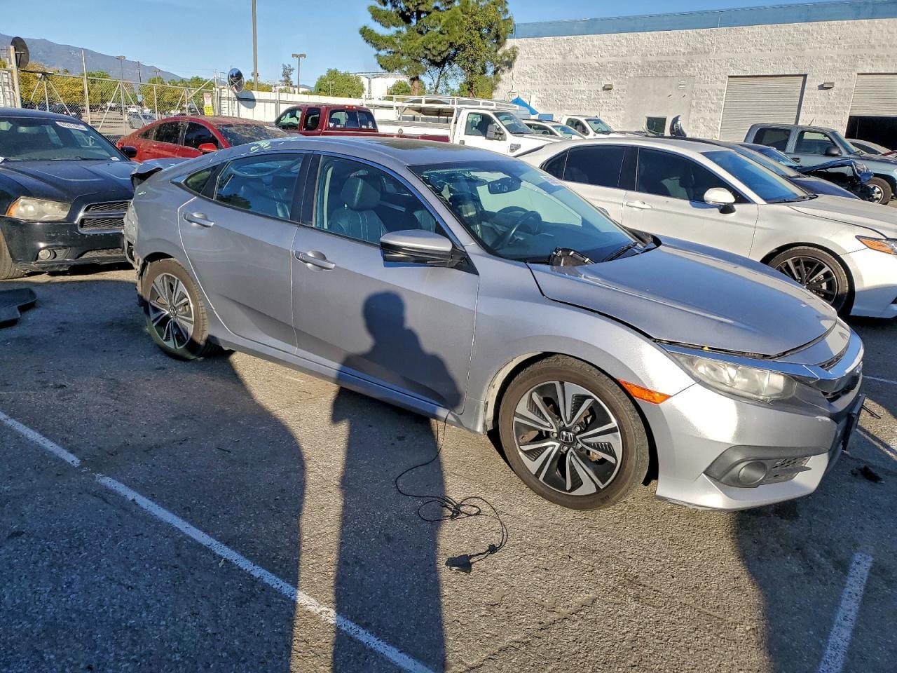 2016 HONDA CIVIC