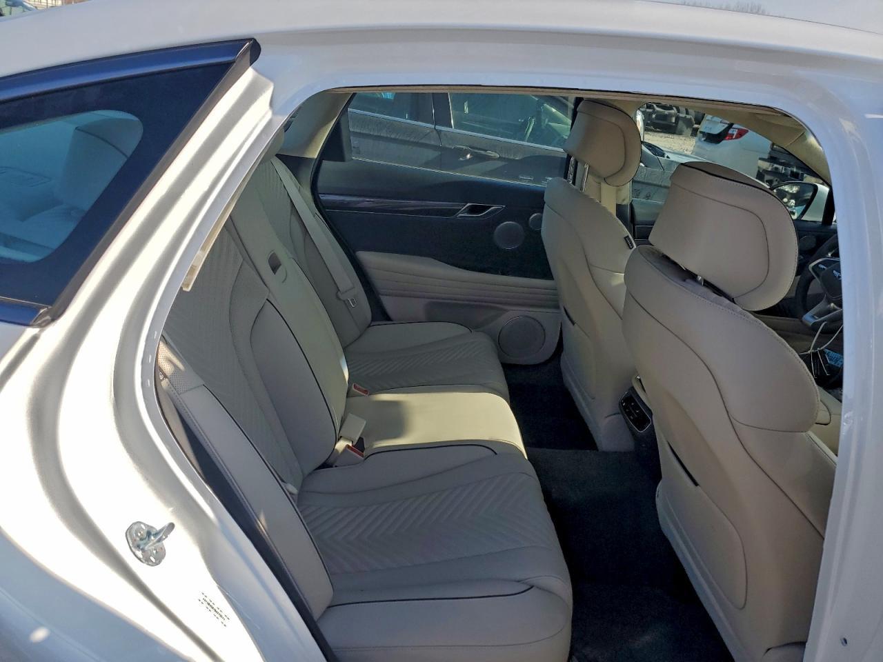 2024 GENESIS G80