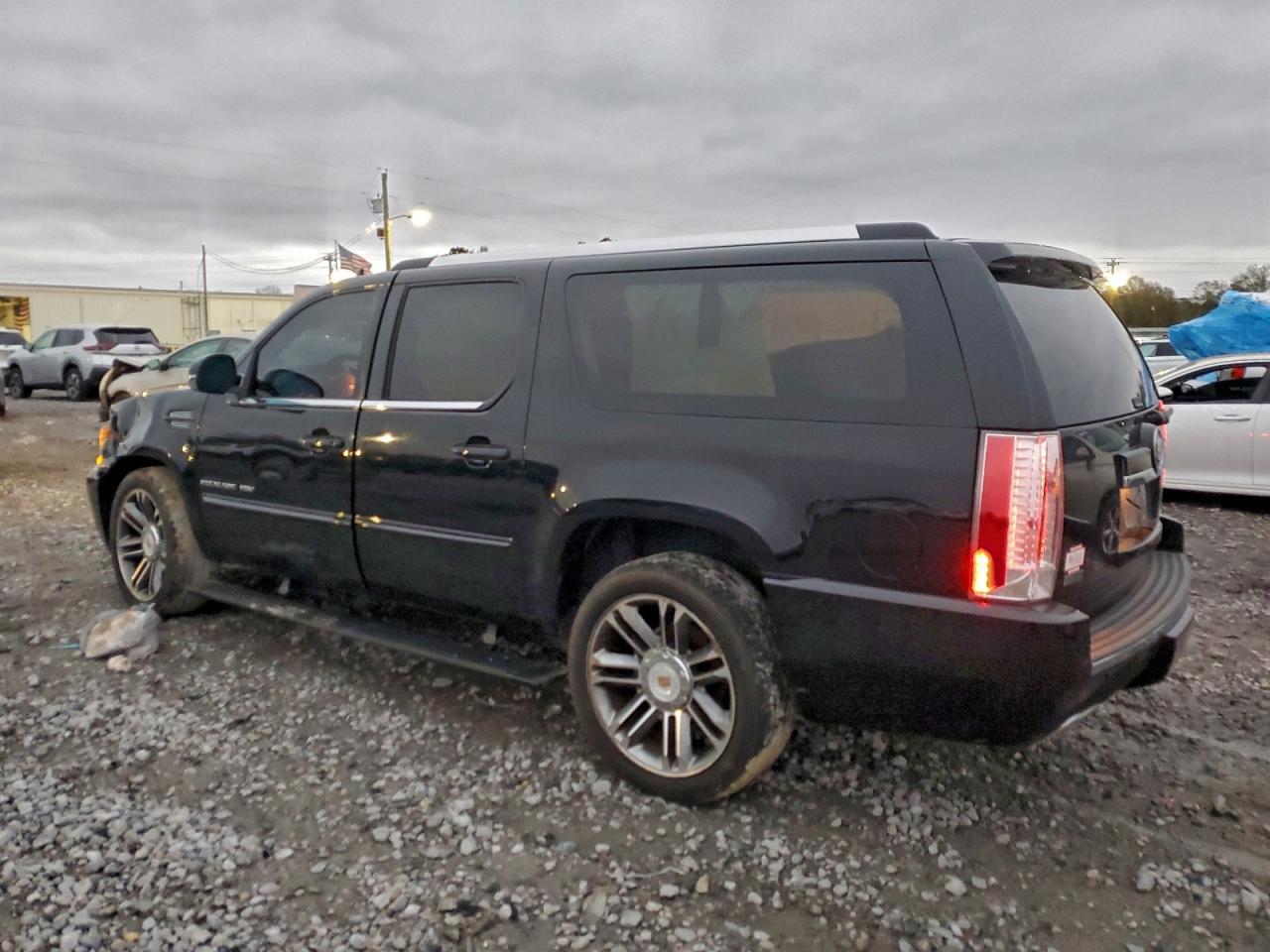 2012 CADILLAC Escalade ESV