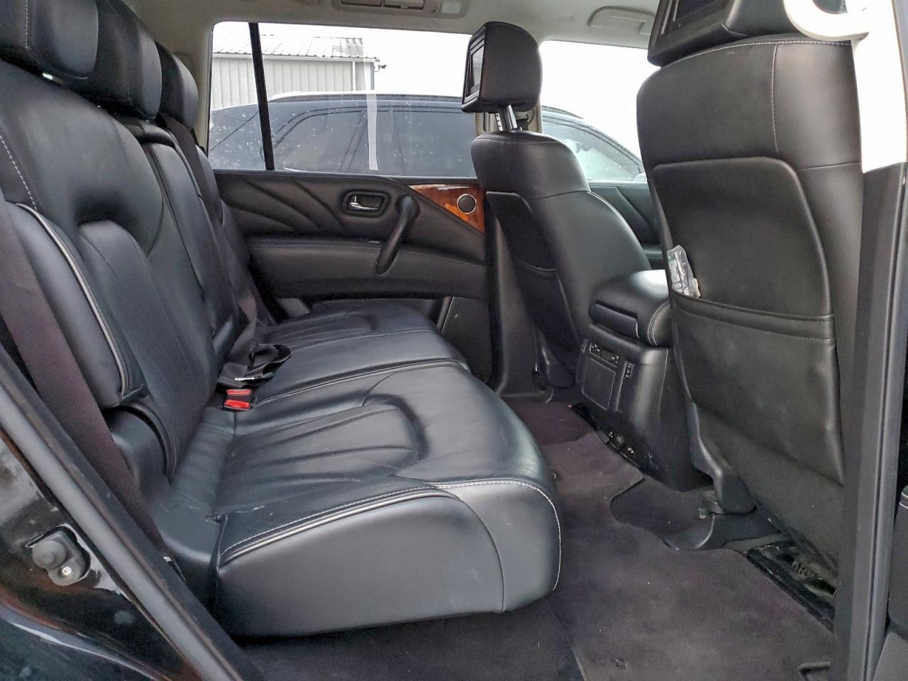 2017 INFINITI QX80